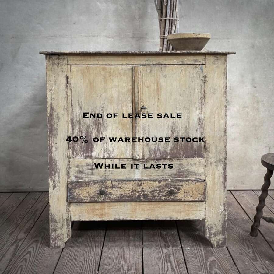 Decorative Items & Furniture