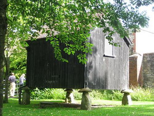 Cotswold Staddle Stone, early 19th C