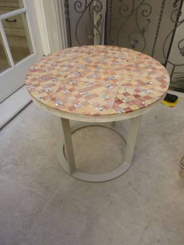 Chercal circular table